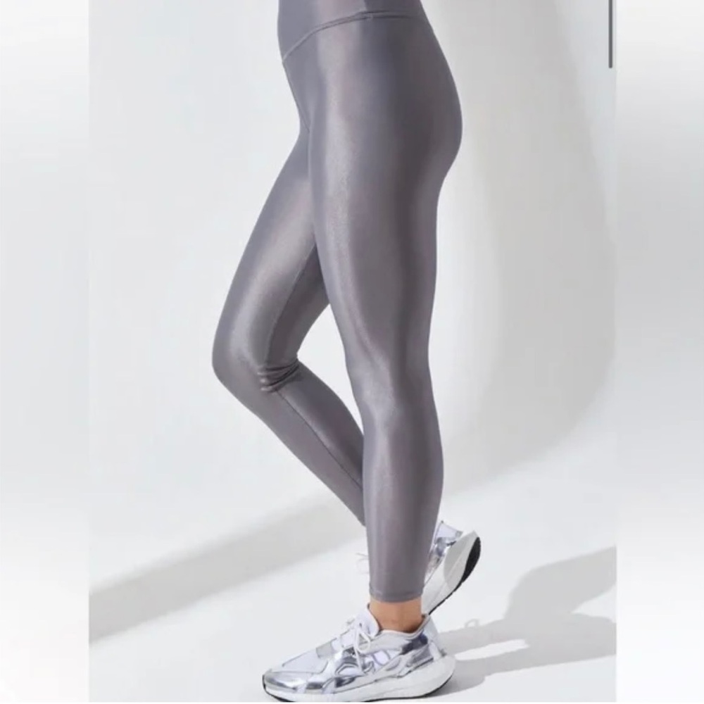 Noli Yoga Liquid Leggings in Steel Size Small Like New